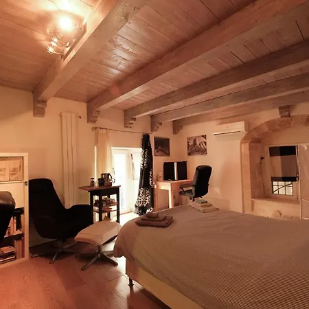 Villa Wonderful Waterfront Ancient House